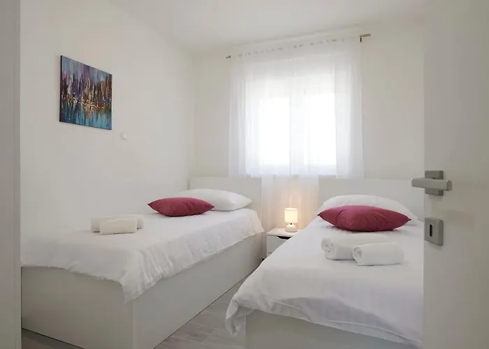 Rikard Апартаменты Трогир